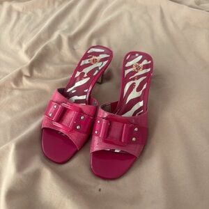 Anne Klein Fuchsia Slide Sandals
